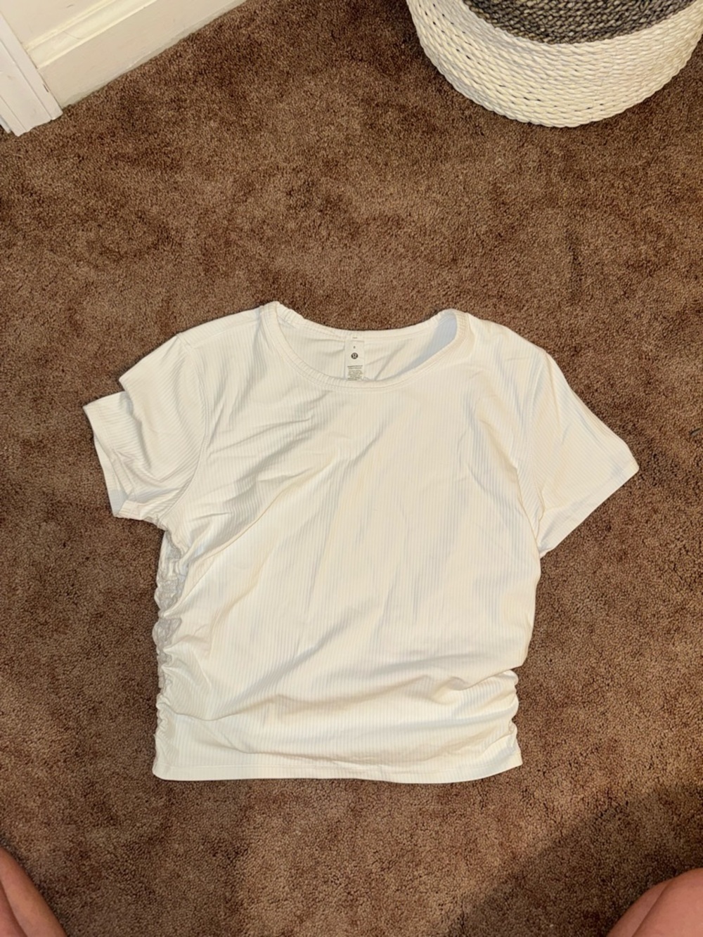 Lululemon White Crop Tee, size 8